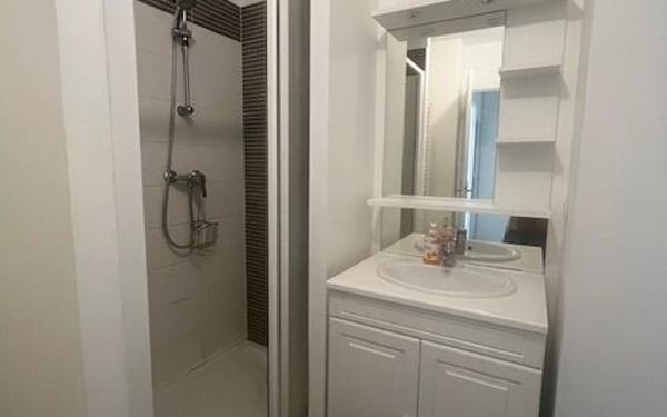 Appartement à louer    1 pièce •  Brest