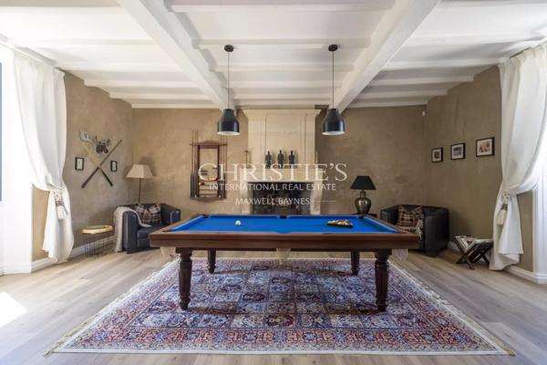 Elégante Maison de Maître de 12 pièces, 7 suites, cachet historique et prestations de luxe