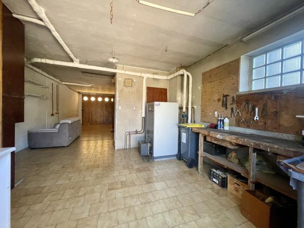 Maison
         6 pièces
        - 153 m² 235 000 € *