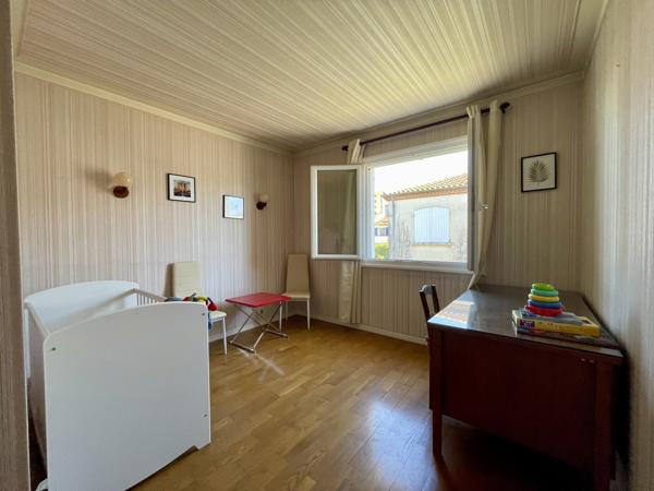 Maison
         6 pièces
        - 153 m² 235 000 € *