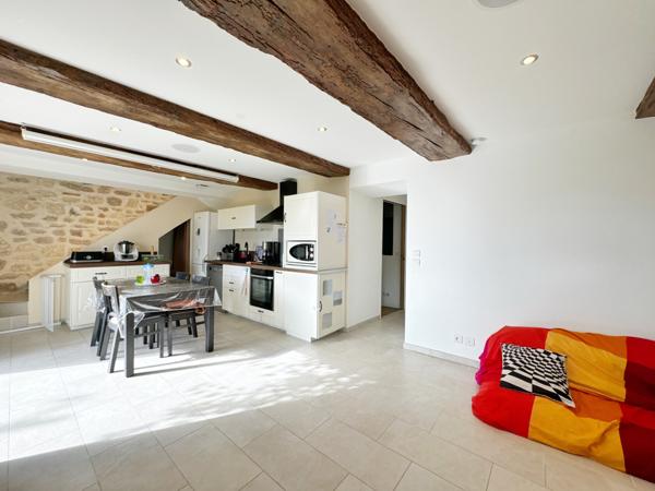 MAISON RENOVEE (video 4K sur demande)