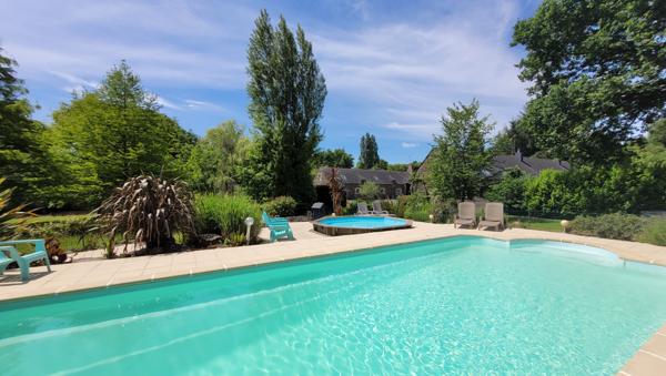 Rare à la vente – Ensemble de gîtes rénovés dans un cadre naturel d’exception – Cléguérec (56480)