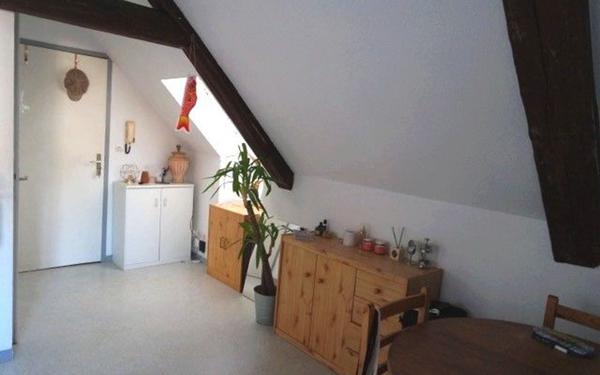 Appartement à louer    1 pièce • 15 m2 Metz