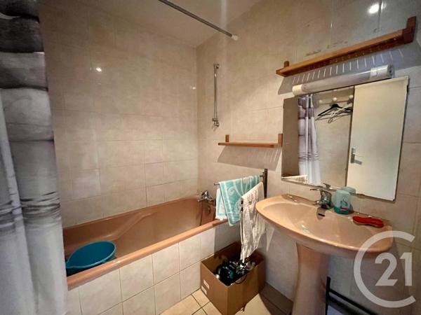 Appartement F3 à vendre  3 pièces - 80 m2 ST ETIENNE - 42
