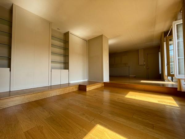 Appartement 4 pièces 155.56 m2