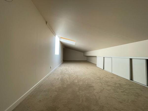 Appartement 4 pièces 155.56 m2