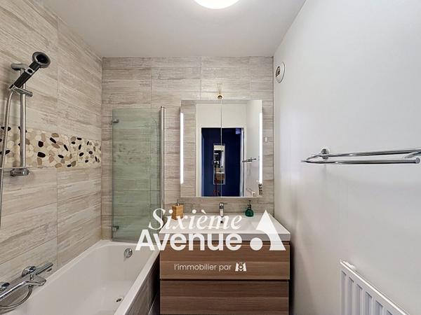 Appartement 3 pièces 69.6 m2