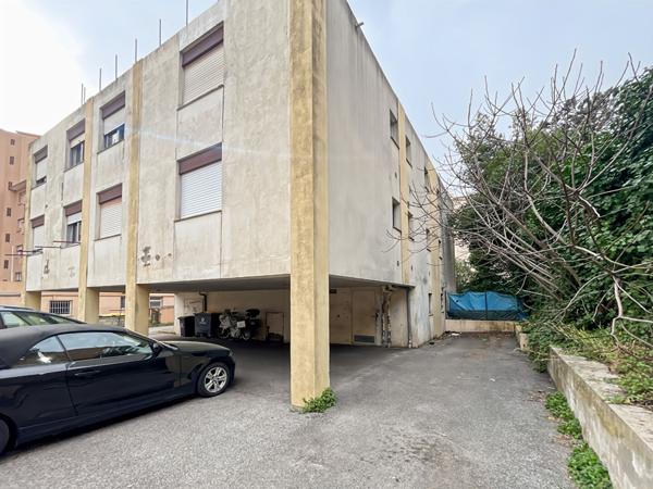 Immeuble de rapport à Vallauris 421.19 m2 - 8 appartements loués