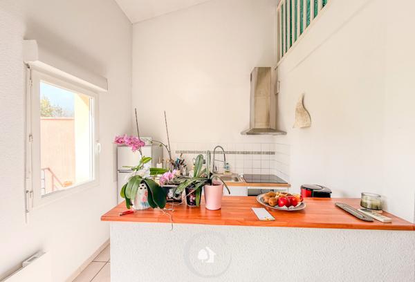 Blanquefort (33290) APPARTEMENT T3 78M2 CLIMATISE - 2 CHAMBRES - BALCON ET TRAM A PIEDS