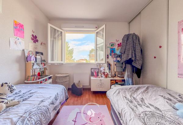 Blanquefort (33290) APPARTEMENT T3 78M2 CLIMATISE - 2 CHAMBRES - BALCON ET TRAM A PIEDS
