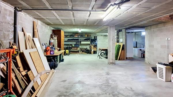 JONQUIERES Villa impeccable de 138 m² sur parcelle de 762 m² au calme absolu