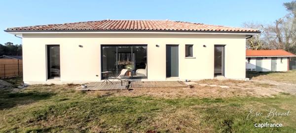 PARENTIS EN BORN - maison récente 3 chambres dans une nature environnante