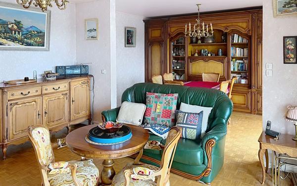 Appartement à vendre    5 pièces • 107 m2 Tassin-la-Demi-Lune