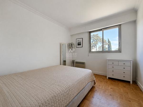 Appartement Bas de Chatou 2 pièce(s) 53.58 m² 405 600 € **  - Référence  162089