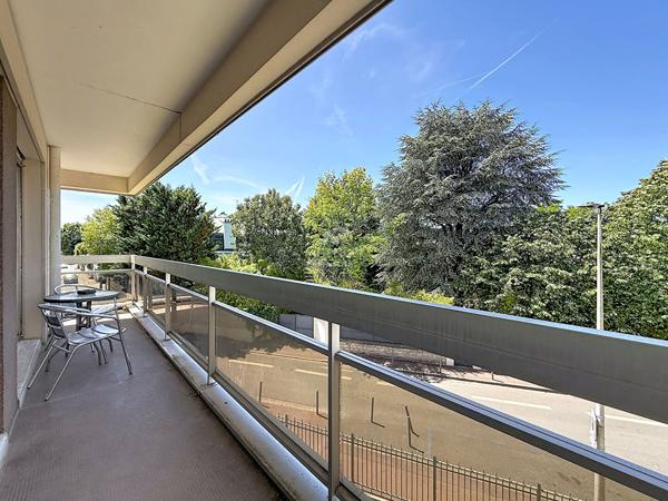 Appartement Bas de Chatou 2 pièce(s) 53.58 m² 405 600 € **  - Référence  162089