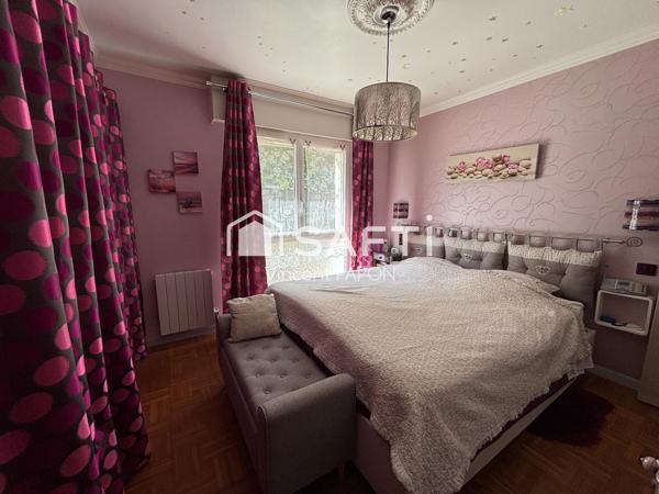 Maison de 7 pièces de 243 m² à La Chapelle-sur-Erdre