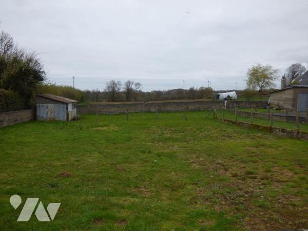 Bourg, terrain à bâtir de 582 m2