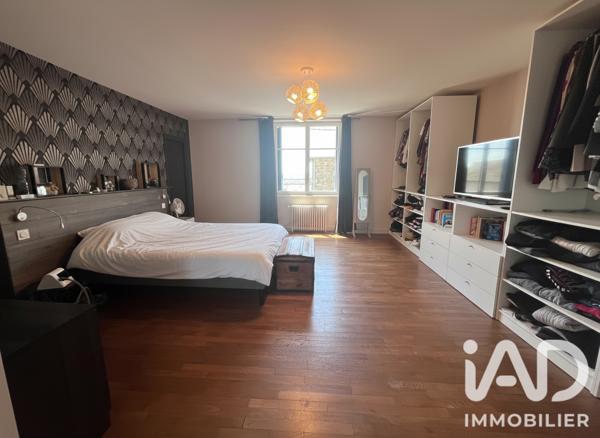 Maison à vendre 9 pièces 267 m² Fougères