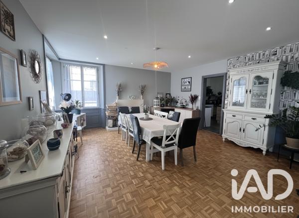 Maison à vendre 9 pièces 267 m² Fougères