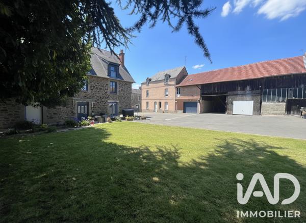Maison à vendre 9 pièces 267 m² Fougères