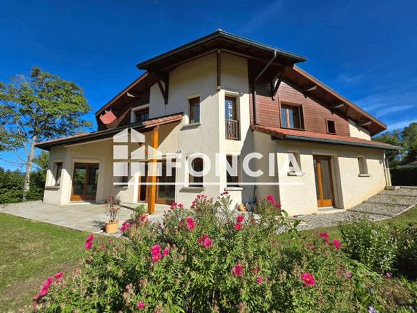 À vendre Maison 7 pièces 144.3 m² - La Roche-sur-foron 74800