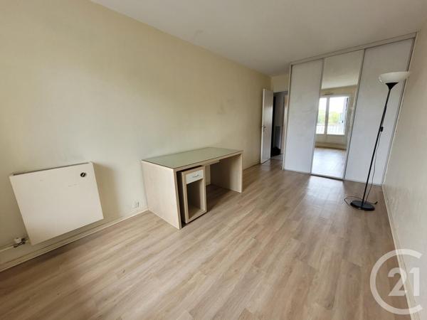 Appartement F4 à vendre  4 pièces - 80,12 m2 COMPIEGNE - 60