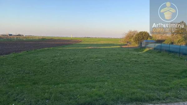 Vente Terrain 2040 m2 à Charsonville