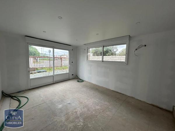 Location local commercial 42m²