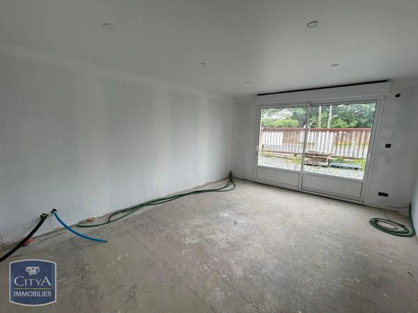 Location local commercial 42m²