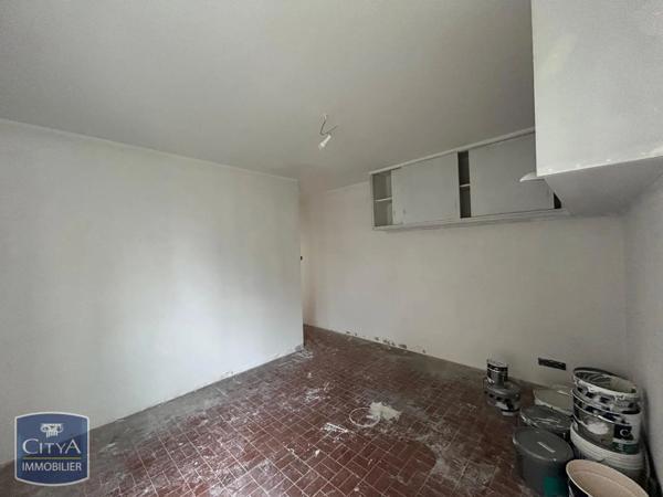 Location local commercial 42m²