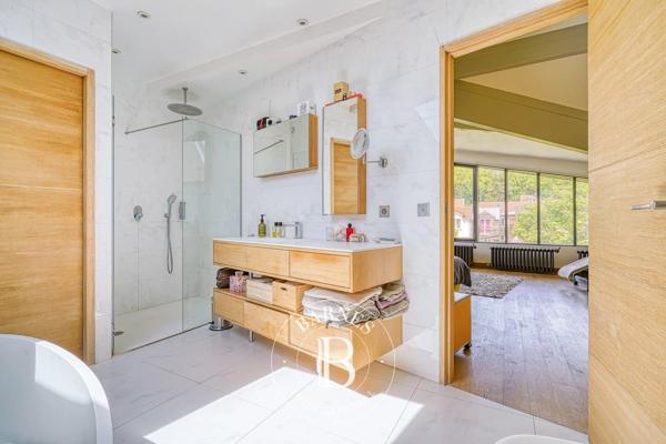 Versailles, Maison 4 Chambres -  230 m² à vendre