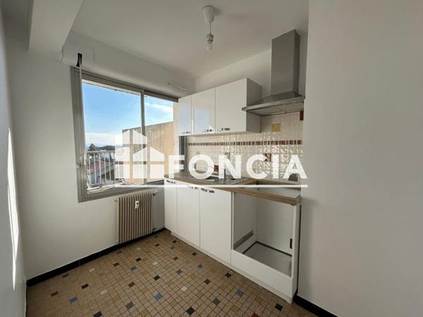 Location Appartement 3 pièces 59.1 m² - 26 RUE DES ARTS Narbonne 11100