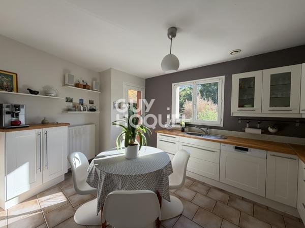 Maison à vendre de 6 pièces de 163 m²