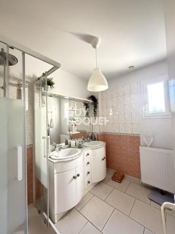 Maison à vendre de 6 pièces de 163 m²