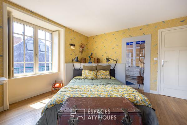 Belle propriété en pierre au coeur du centre ville de Combourg