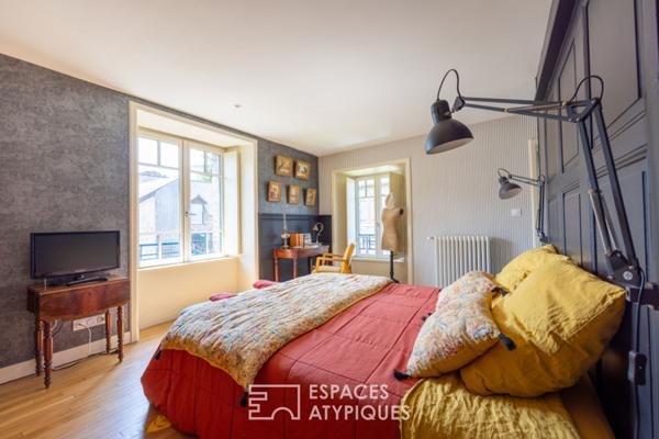 Belle propriété en pierre au coeur du centre ville de Combourg