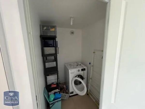 Appartement à louer 3 pièces 79.5m²