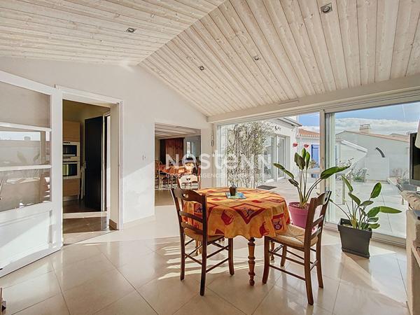 MAISON INDIVIDUELLE ST HILAIRE DE RIEZ - 6 pièce(s) - 169 m2