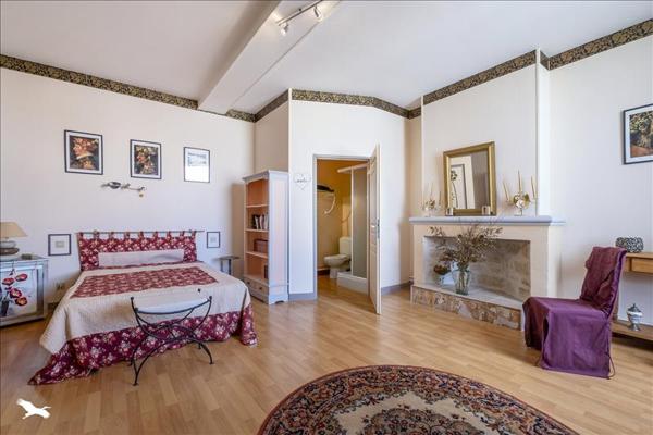 Maison à vendre |  Hiers-Brouage |  7 pièces | 233 m²