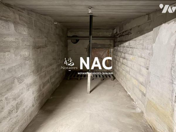 Garage fermé en sous-sol