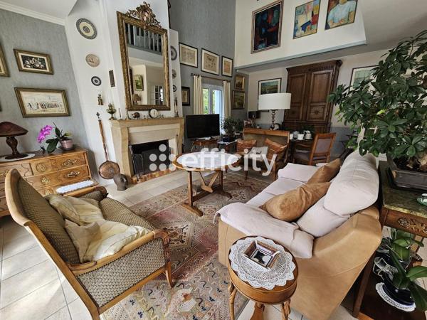 Maison 7 pièces - 196 m² Bien prestige