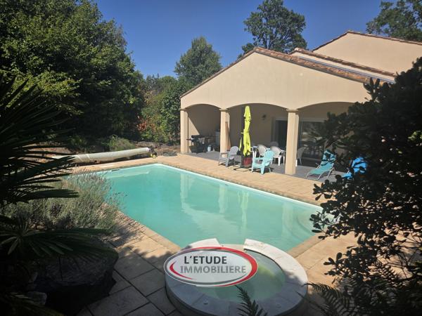 Sainte Pazanne : prestations rares, volumes, proche bourg et au calme !
