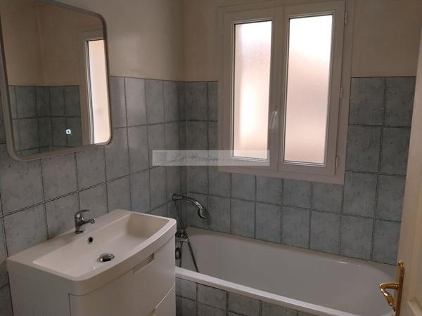Maison Ruelle Sur Touvre 73.02 m2 , Ruelle sur touvre