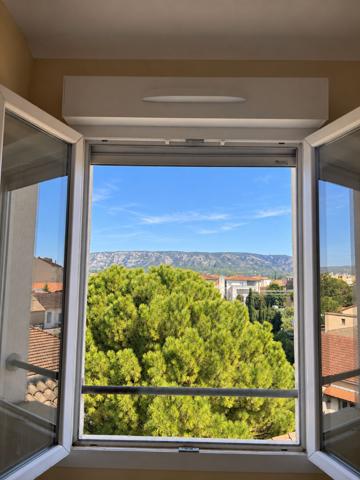 LE BELVEDERE - Appartement 52 m² en dernier étage avec grande terrasse, ascenseur et 2 parkings ? Cavaillon
