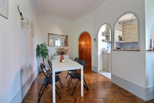 Appartement Lyon 3 pièces étage élevé avec ascenseur