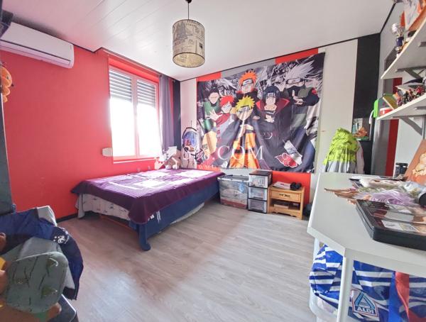 Maison 5 pièce(s) 4 chambre(s) 133 m²