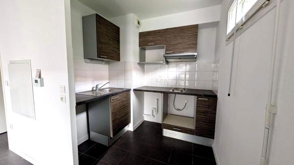 À vendre – Appartement T2 de 43 m² avec balcon et parking – Eysines (33)