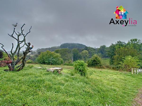 Saint-Bonnet-des-Quarts (42310) A VENDRE- SECTEUR SAINT-BONNET-DES-QUARTS- MAISON AVEC GRANGE ET DÉPENDANCES SUR TERRAIN DE 2110 M2