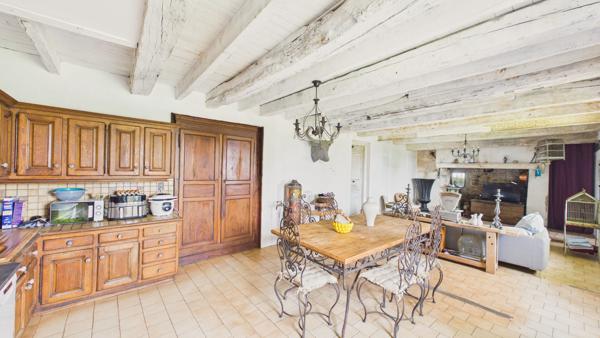 Demeure de prestige Auzits 8 pièces d'environ 247 m2 Auzits