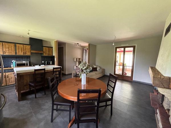 EN VENTE - JOUET SUR L'AUBOIS - PAVILLON PLAIN-PIED - 3 chambres
